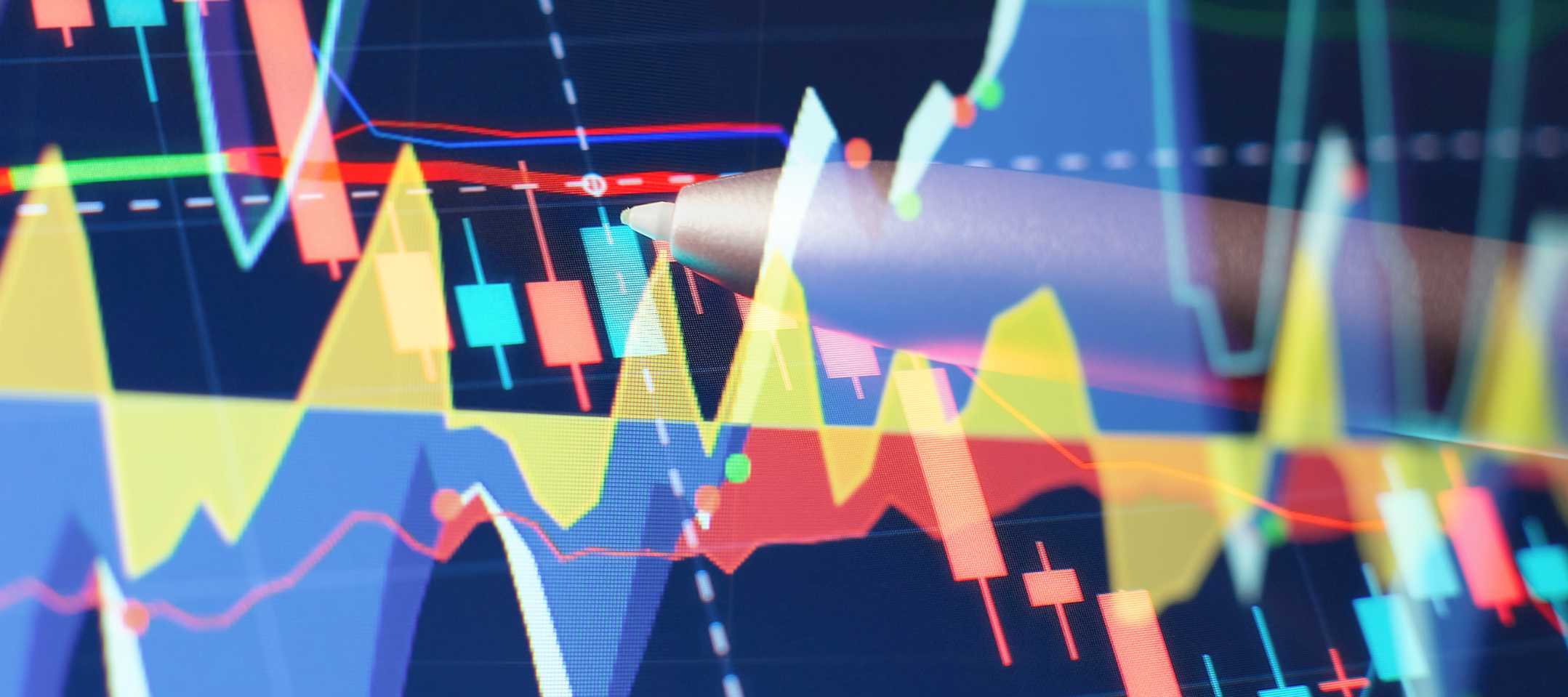 Is AI-Focused Networking Momentum And CEO Stock Sales Altering The Investment Case For Arista Networks (ANET)?